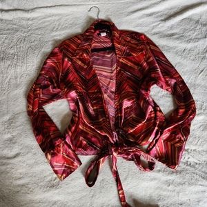 Colorful tie front shirt